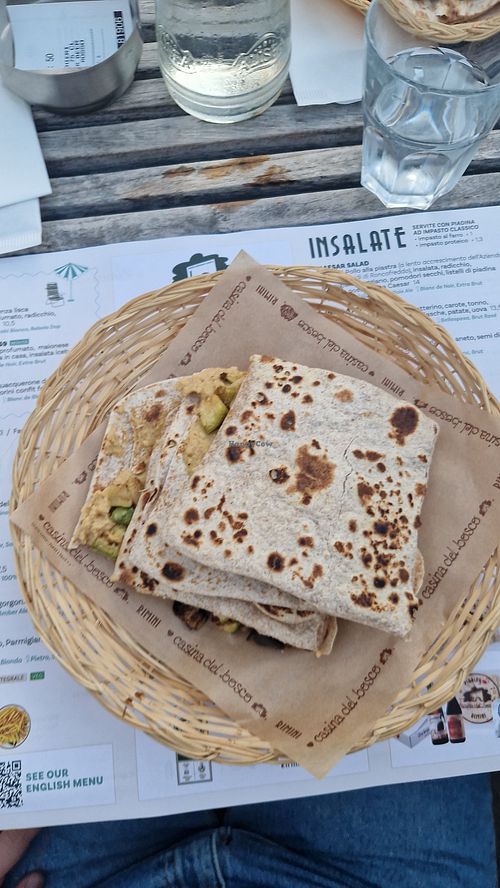 Hummus piadine at Casina del Bosco in Rimini