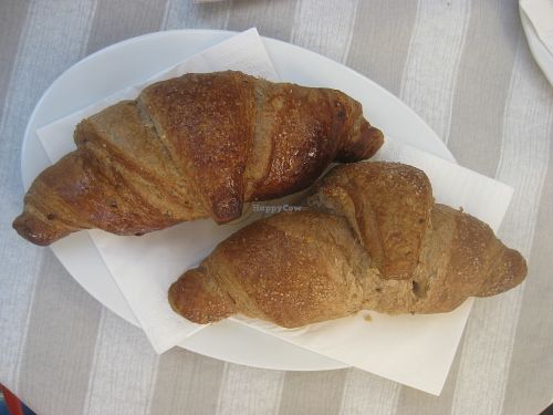 Vegan croissants at Caffe & Parole in Verona