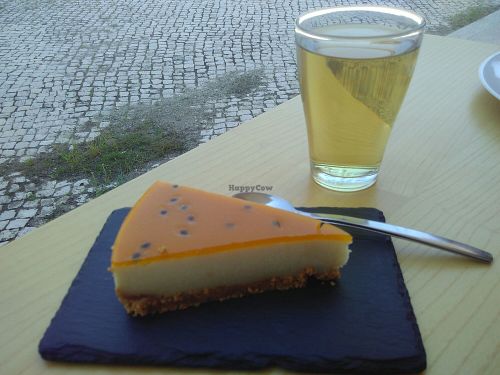 Vegan passion fruit cheesecake at DaTerra  in Viseu