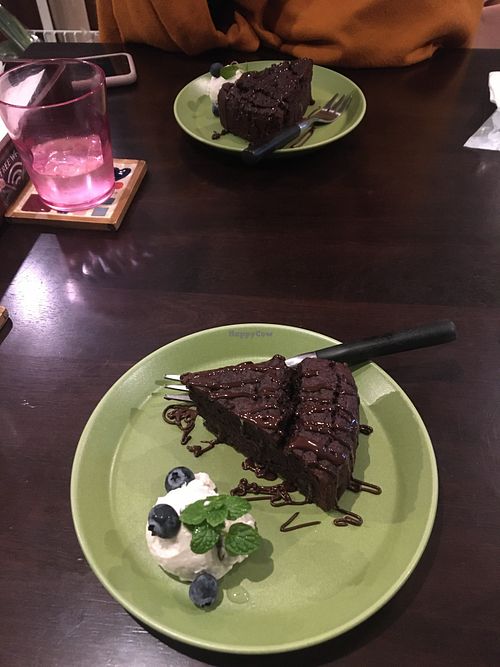 The chocolate brownie at Vegi Kitchen Gu Gu in Nagoya