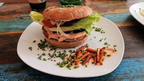 Burger at Vins Vegan in Feistritz An Der Drau