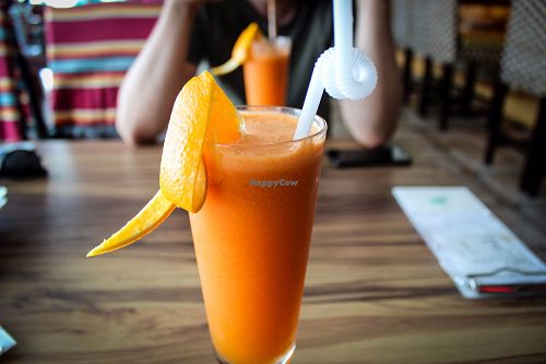 carrot-apple juice at Smokey Joe's in Hengchun