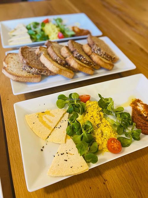 Breakfast #Veganuary at Casa Albets in Lladurs