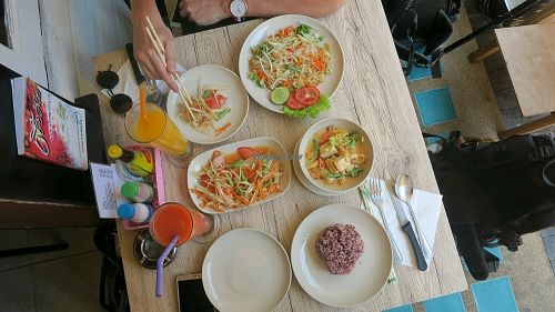 pad thai, som tum, massaman curry at Dow Vegan Restaurant in Koh Phi Phi