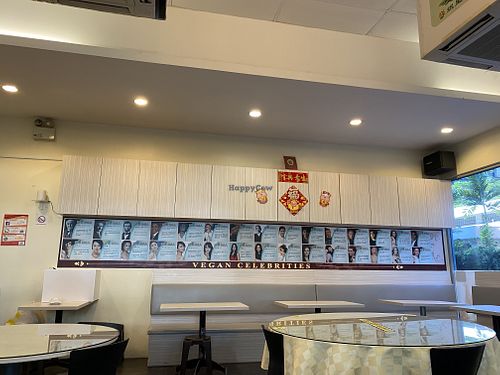 Dining  at Simple Food 煜星素 in Central Singapore