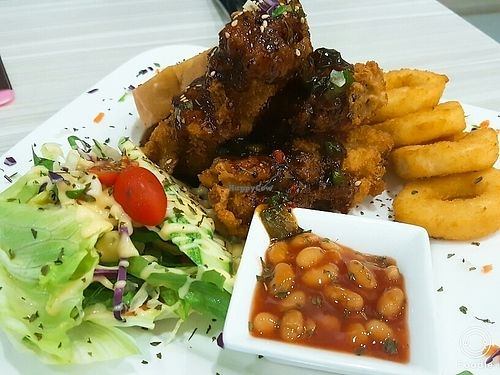 chicken chop at Simple Food 煜星素 in Central Singapore