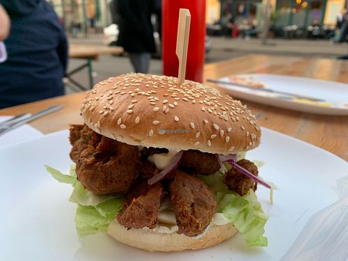 Vegan Schwarma Burger at Burgerhaus in Bremen