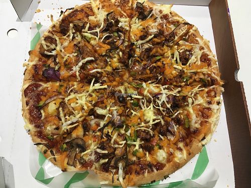 BBQ Seitan Pizza at Zad's in Manchester