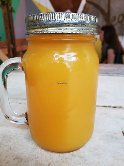 Pineapple orange ginger at Estilo Veggie in Buenos Aires