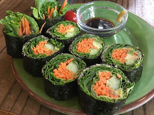 Raw veggie sushi at Hemp Cafe Tokyo in Tokyo