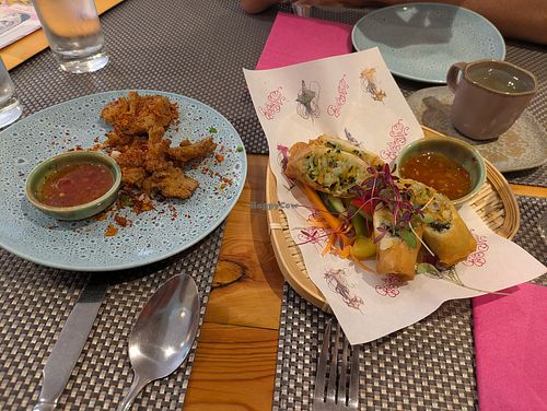 Chili Mushrooms 🍄 + Spring Rolls at Giggling Squid in Berkhamsted