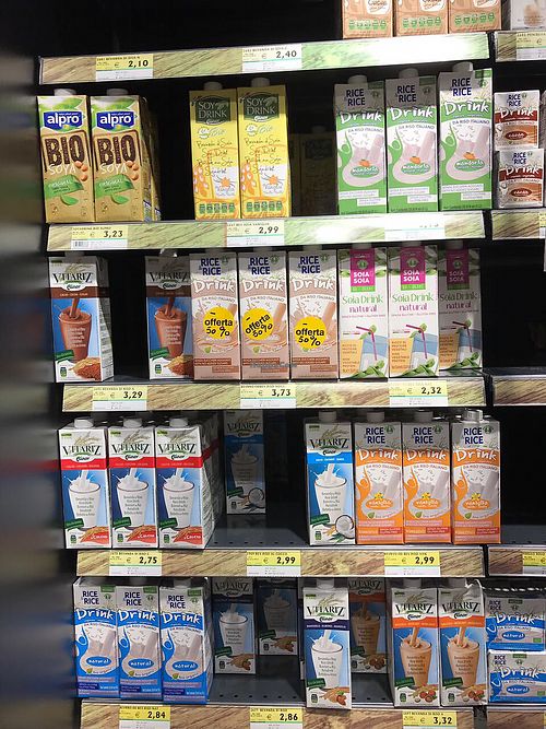 Vegan Milks at Meta Supermercato in Rome