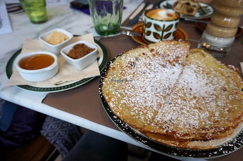 Pancake w/sugar and jam at Recollets in Antwerpen