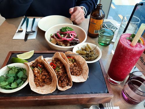 Lentil taco and Unlimeat black rice, beet root healthy smoothie at Sun the Bud - 썬더버드 in Seoul