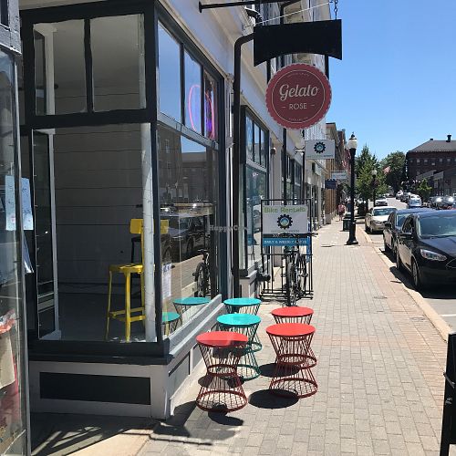 entrance at Gelato Rose in Rockland
