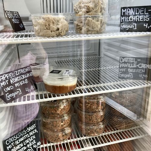 packed food options at Frankfurter Pause in Frankfurt