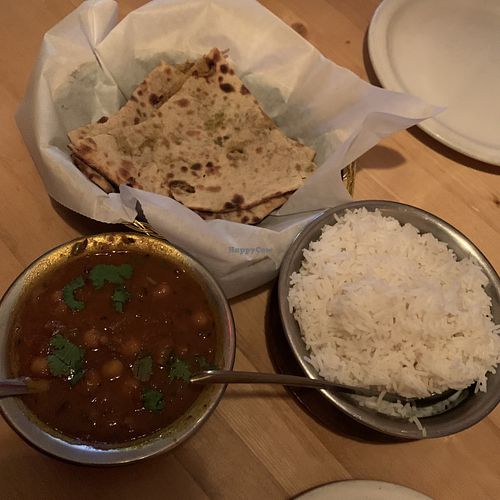 Chana masala and vegan naan at Bombay Deluxe in Anchorage
