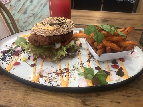 Falafel burger at The Organic Boho in Copenhagen