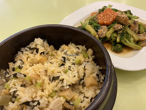 Clay pot and sautéed brócoli  at Loving Hut - Hoa Dang in Ho Chi Minh City