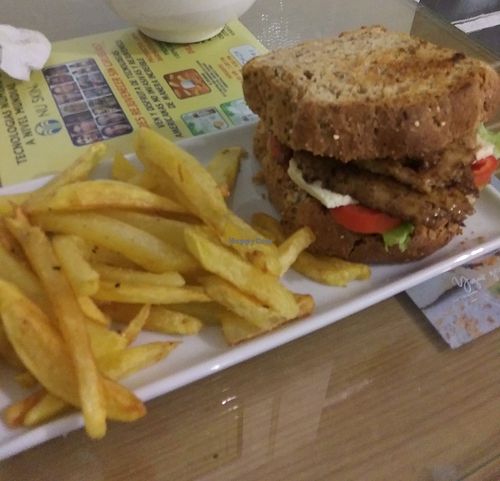 Seitan burger with fries at Govinda in Chiclayo