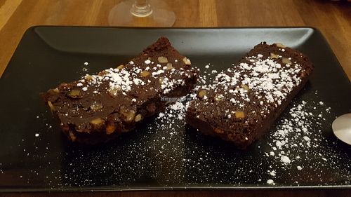 Vegan brownie at Yggdrasil - Les Comptoirs Argot in Toulouse
