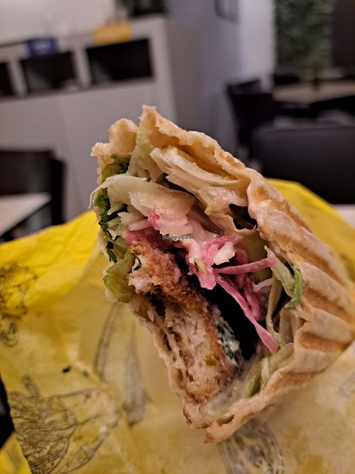 Vegan 'chikn' wrap at Fari's in Ljubljana