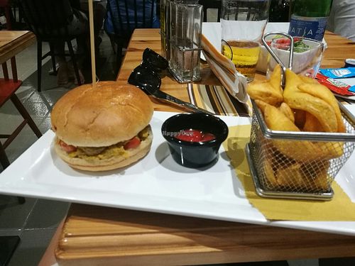 The burger at Sciantusi in Sliema