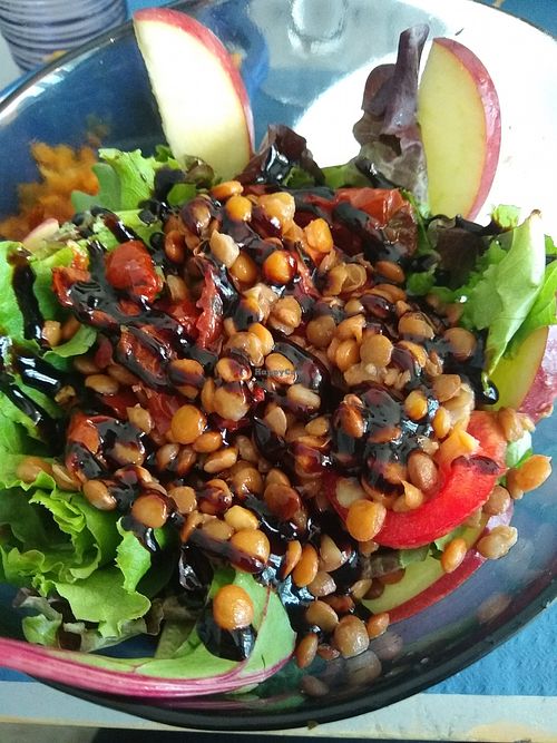 lentil salad at Empatia Rincon Vegano in Madrid
