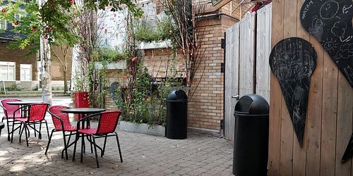  at Glacier Aberdeen in Quebec