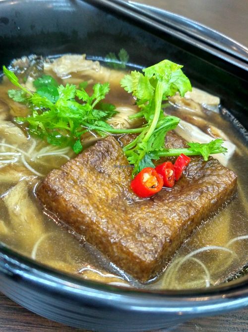 Mee Sau in Bak Kut Teh Broth at Dragon Gate Vegetarian in Central Singapore