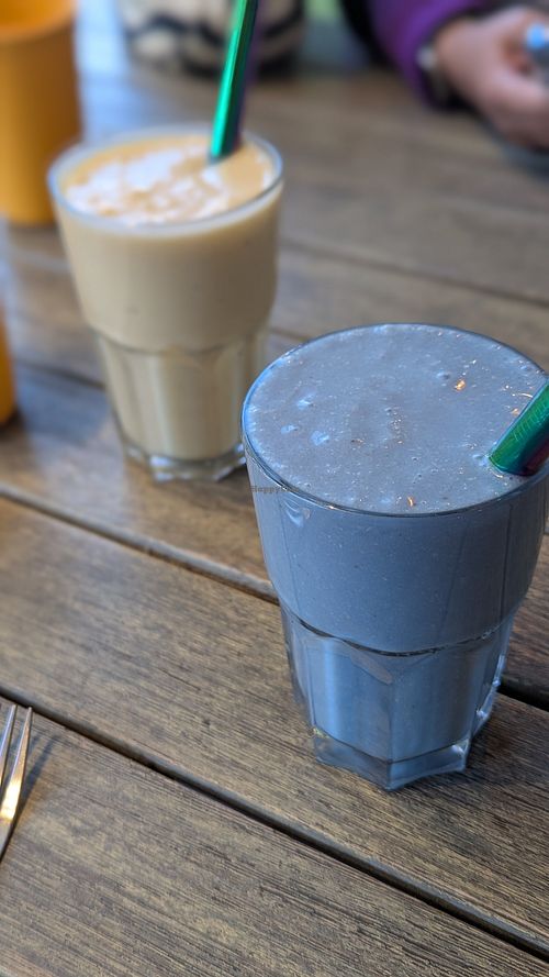 Smoothies at Buddha Bowl Cafe in Newtown