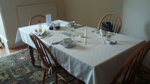 The elegant breakfast room at No. 89 Vegetarian B&B in Bideford