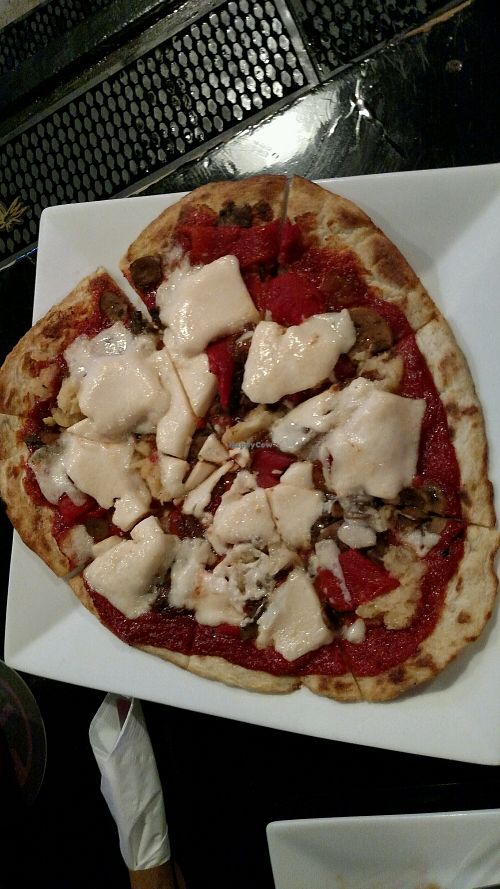 Vegan pizza, it's not Daiya! at Twincade in Griffith