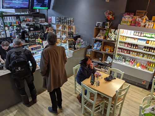 interior at Cafe Thrive in Southampton
