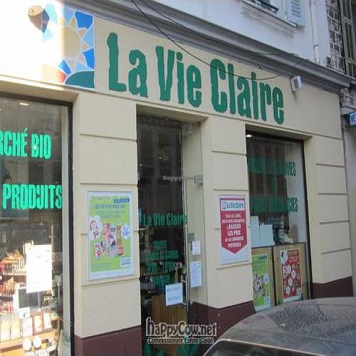 front view at La Vie Claire in Nice