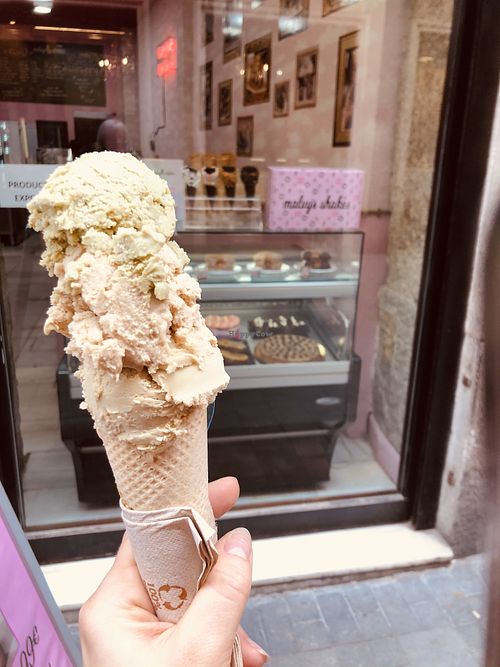 My tasteless ice-cream a minute before it fell apart  at Malvy's Shakes in Madrid
