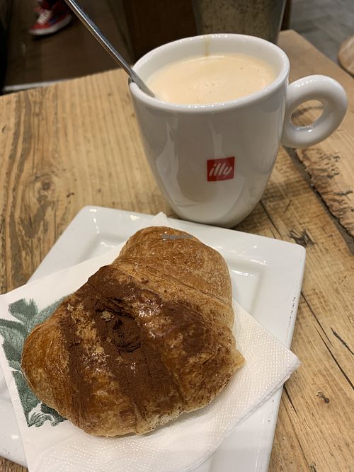 Chocolate Croissant & Latte with rice milk!!! at Shake Cafe - Del Corso in Florence
