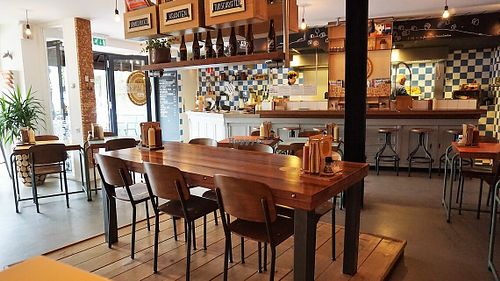 from website Meneer Smakers at Meneer Smakers Burgerbar - Twijnstraat in Utrecht