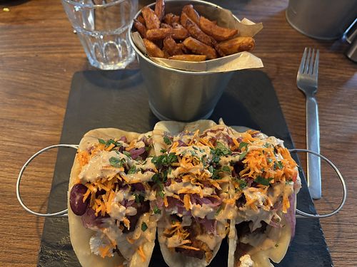 Tacos and fries  at California Kitchen in Biarritz