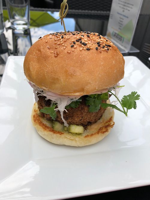 Bastids jerked chick’n at güd eats in Saskatoon