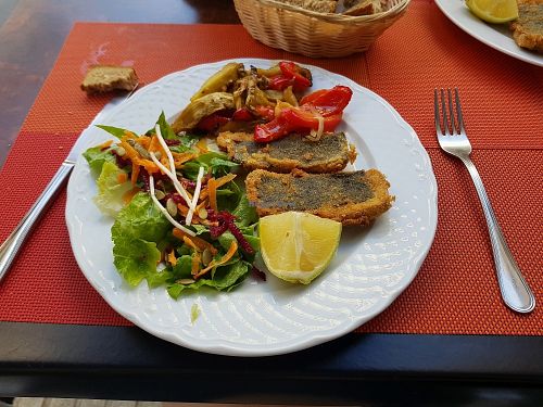 ";merluza"; vegan con escalibada de verduras at El Tesoro del Puchero in Malaga