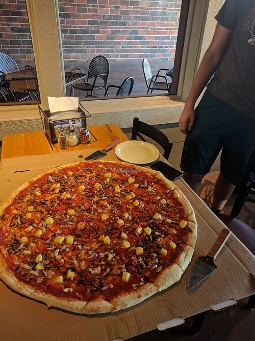 28"; veggie pizza at Merrell's Pizza in Easley