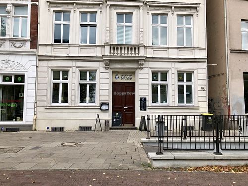 outside at Katzencafe Miezhaus in Bielefeld