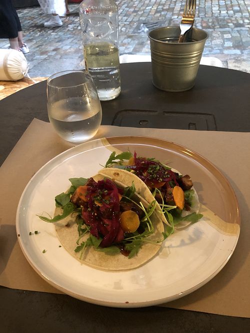 Tacos Tempeh at Om in Girona