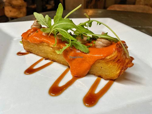 La patata brava at Om in Girona