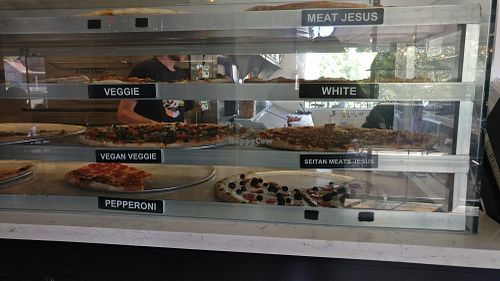 available vegan slices at Pizzanista in Long Beach