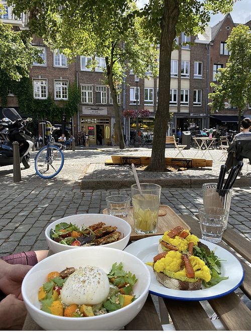 Amazing food on one of the coziest squares in Antwerp at Fella in Antwerpen