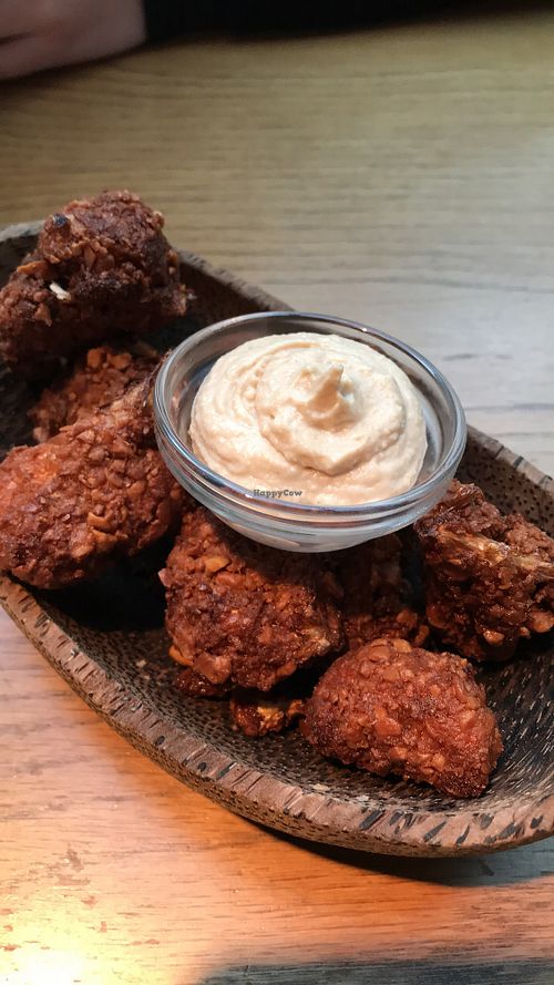 Spicy cauliflower wings at Caffe Esprit in Amsterdam