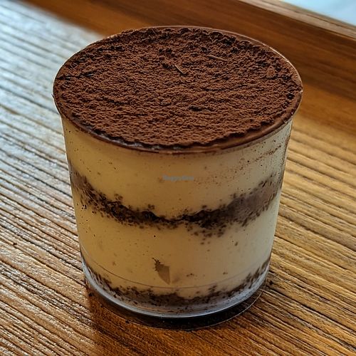 Vegan tiramisu #Veganuary at Yiihotang 一禾堂 - Songshan District in Taipei