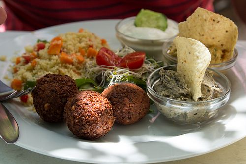 Falafel, aubergine dip, taboulé, yogurt sauce and bread at La Mar de Vins in Mallorca